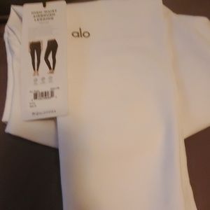 NWT high waist air brush leggings